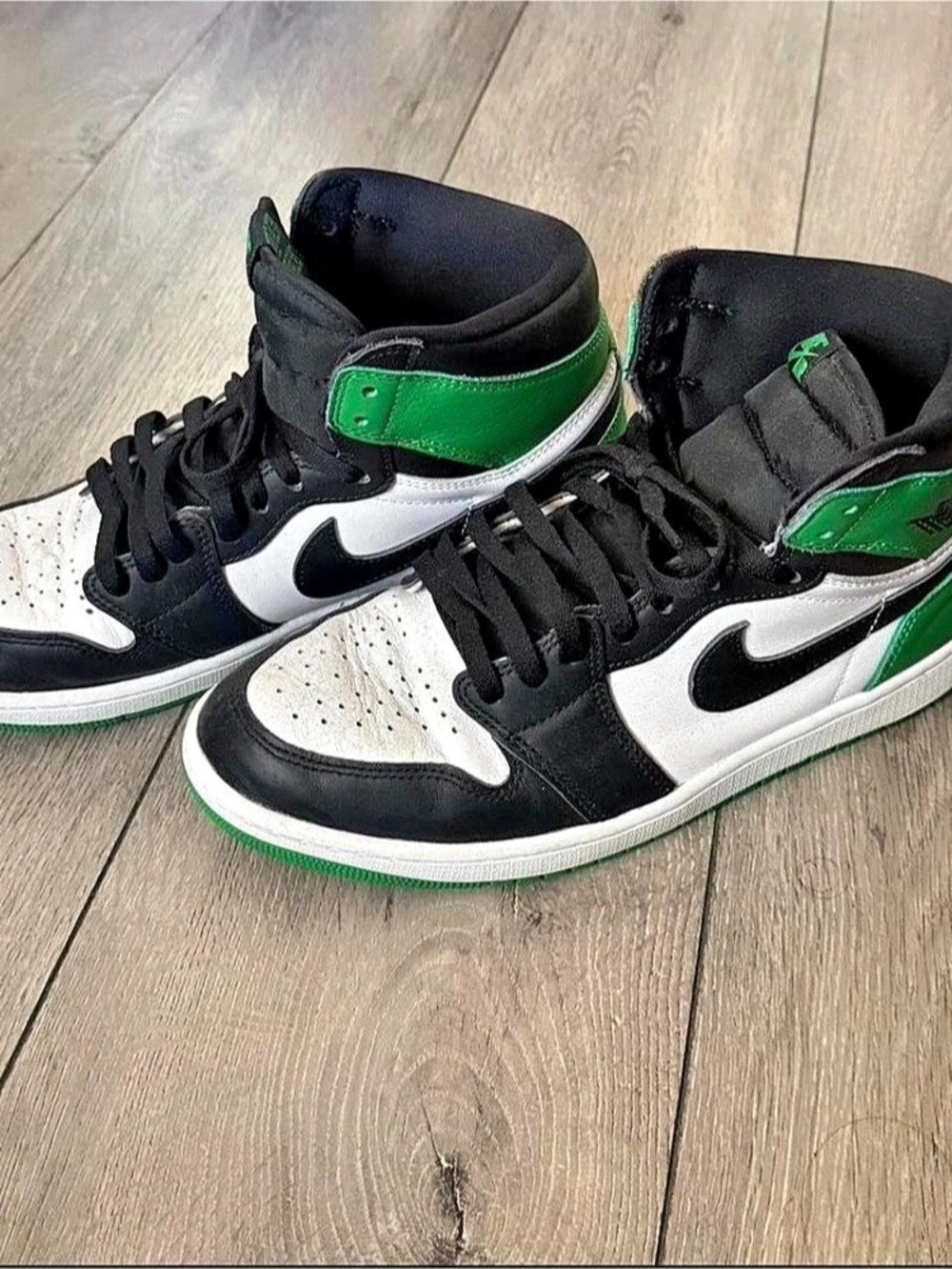 Nike Air Jordan 1 High Top Sneakers Black & Green